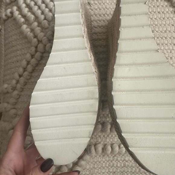 TOMS Monica Mule Embroidered BOHO Espadrilles. - Picture 4 of 9